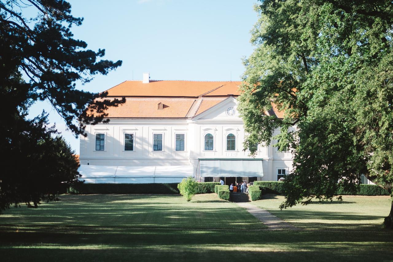 Zámek Dukovany Exterior foto